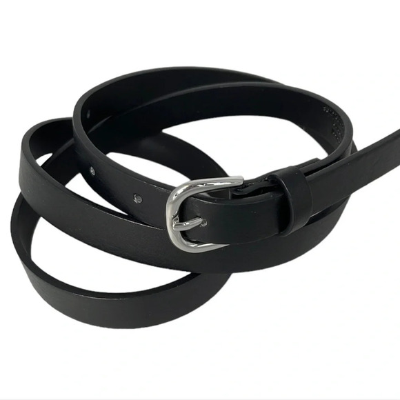 NARROW Women’s Black Faux Leather Belt Silver Toned Buckle Size 1X - Picture 1 of 9